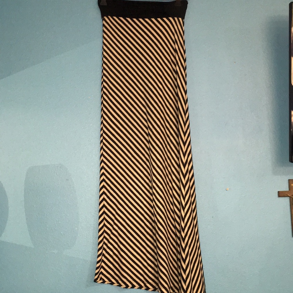 Long skirt